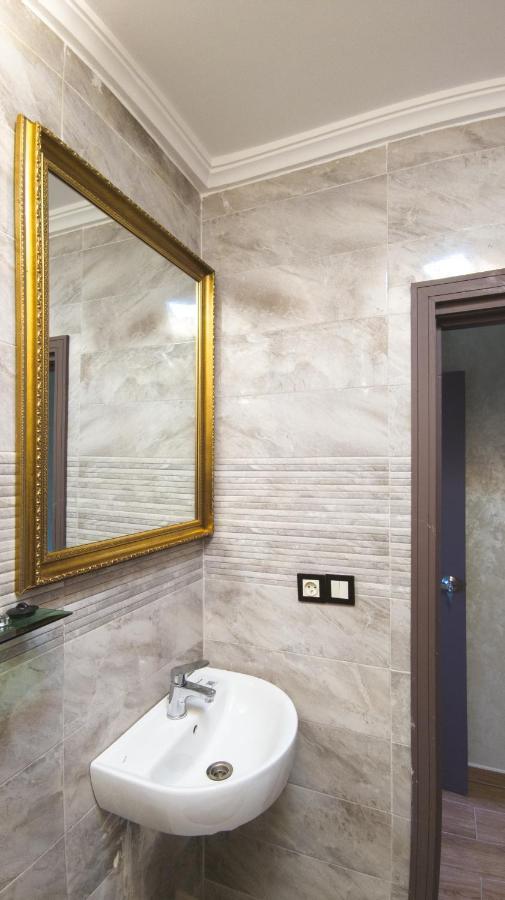 Hotel La Chambotte Imouzzer du Kandar Екстериор снимка